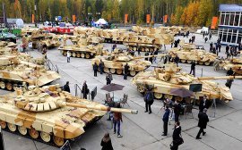 Россия впервые за 19 лет в 2017 году снизила расходы на оборону