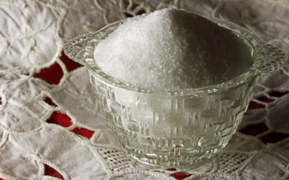 Власти России до конца лета ввели запрет на экспорт сахара