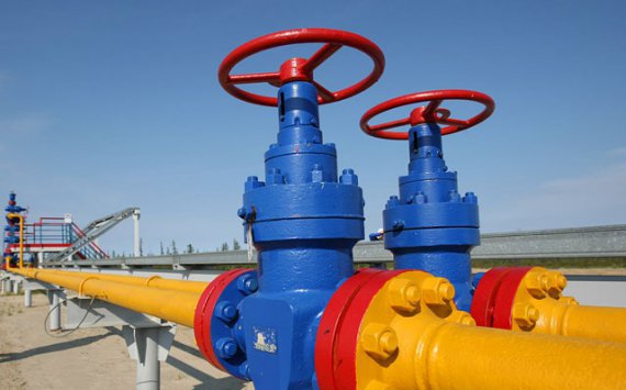 «Газпром» ограничит поставки газа 39 предприятиям-должникам